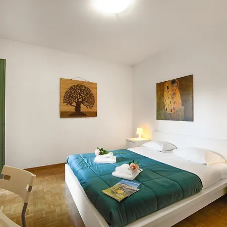 Santiago Home With Lake-View Balconies - Happy Rentals Apartment *