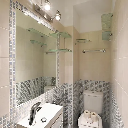 Santiago Home With Lake-View Balconies - Happy Rentals * Lugano
